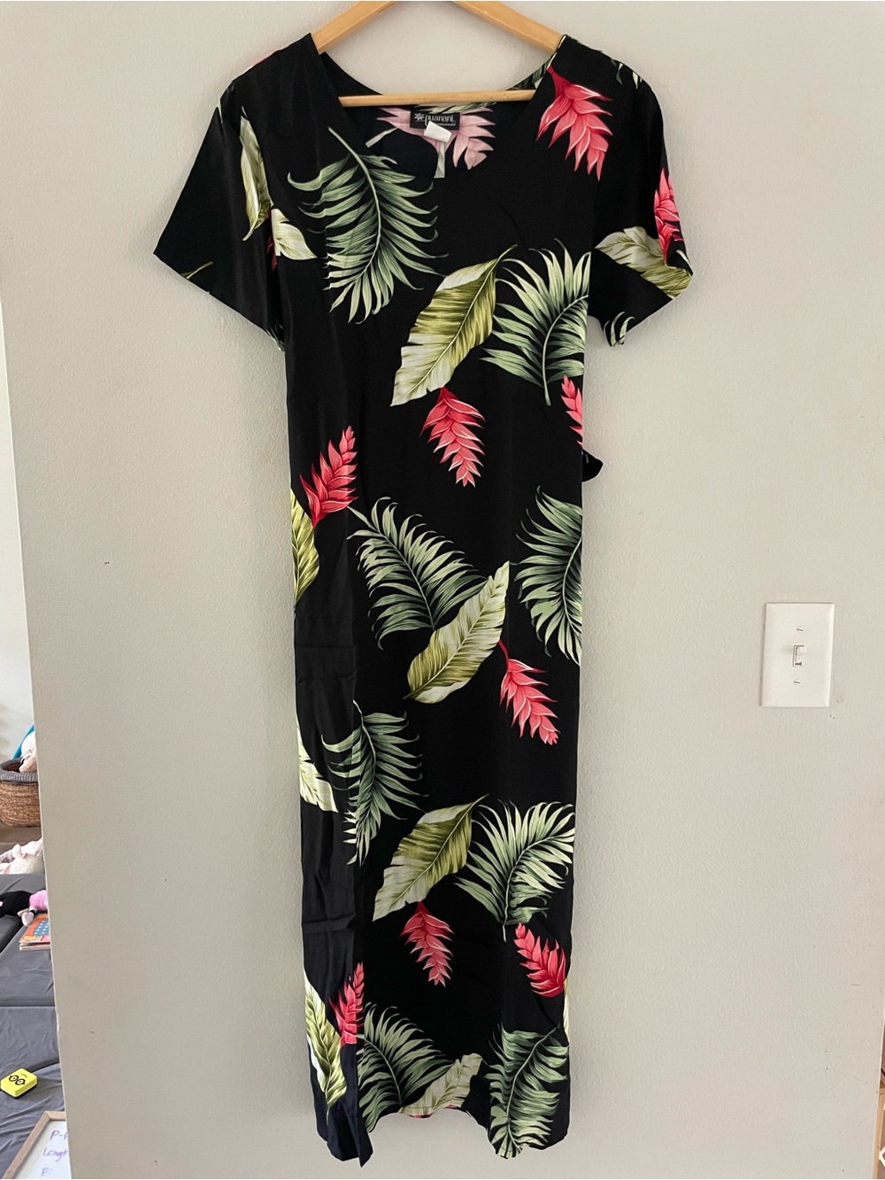 Puanani Black & Pink Tropical Leaf Print Midi Dress